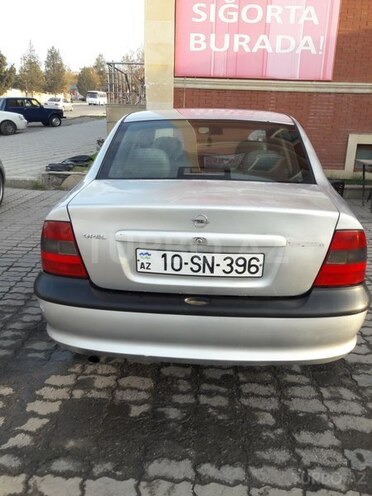 Opel Vectra 1997, 350,000 km - 1.8 l - Gəncə