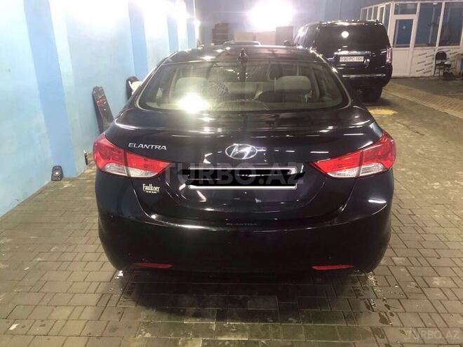 Hyundai Elantra 2011, 65,000 km - 1.8 l - Bakı