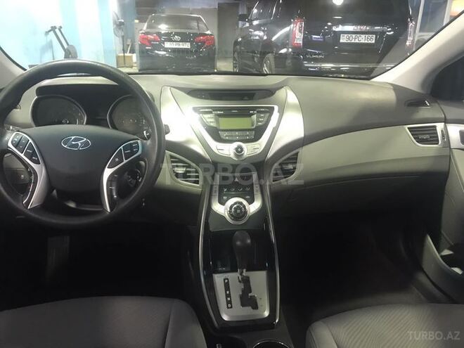 Hyundai Elantra 2011, 65,000 km - 1.8 l - Bakı