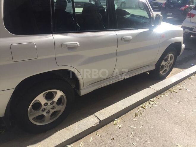 Mitsubishi Pajero io 1998, 14,500 km - 1.8 l - Bakı