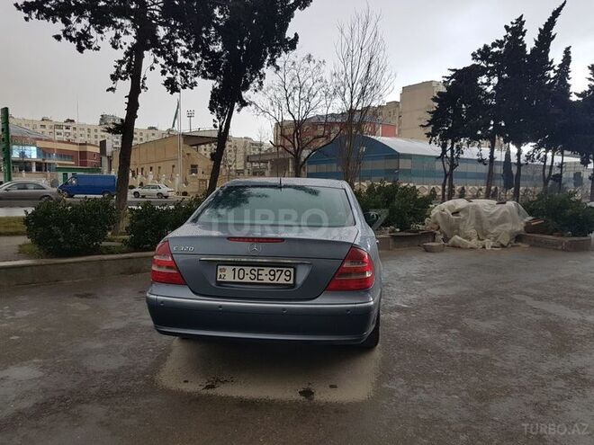 Mercedes E 320 2002, 162,088 km - 3.2 l - Bakı