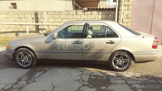 Mercedes C 230 1997, 19,000 km - 2.3 l - Bakı