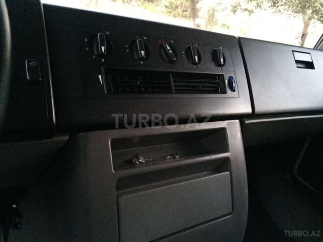 Mercedes Vario 2006, 250,000 km - 4.3 л - Sumqayıt