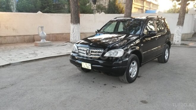 Mercedes ML 320 2002, 147,200 km - 3.2 l - Sumqayıt