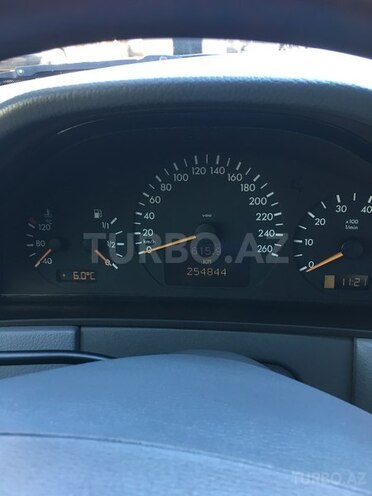 Mercedes E 280 2000, 254,890 km - 2.8 l - Bakı