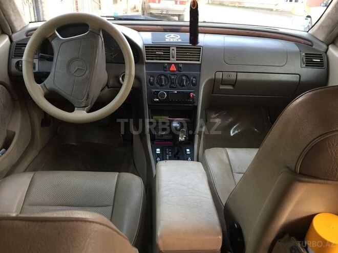 Mercedes C 200 1998, 406,000 km - 2.0 l - Bakı