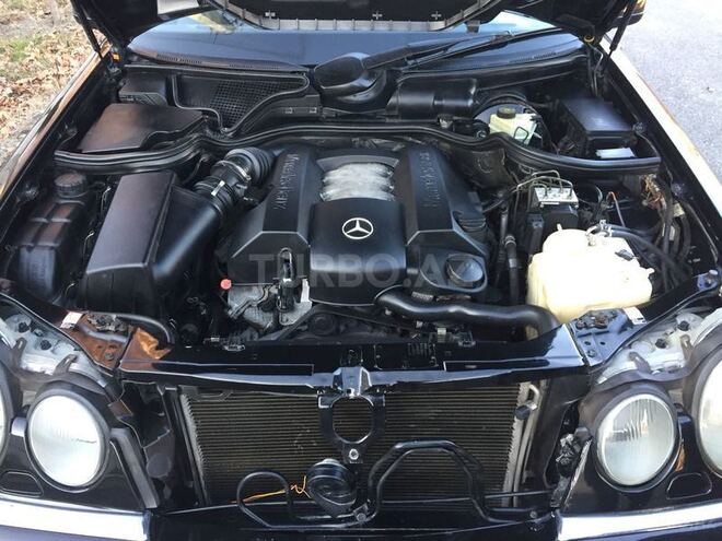 Mercedes E 240 1999, 220,000 km - 2.4 л - Mingəçevir