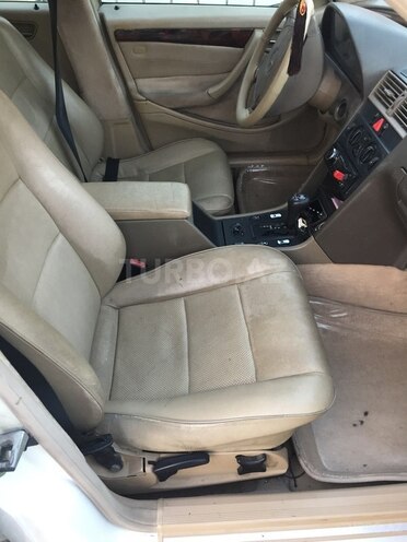 Mercedes C 200 1998, 406,000 km - 2.0 l - Bakı