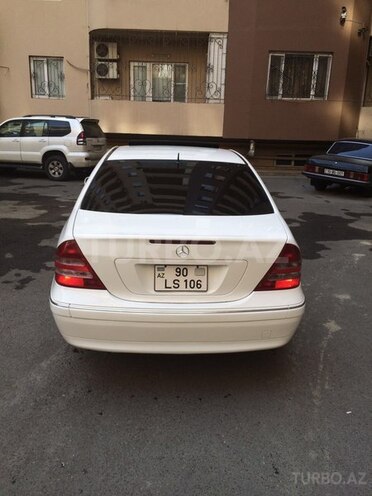 Mercedes C 240 2002, 200,000 km - 2.6 l - Bakı
