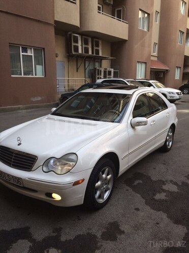 Mercedes C 240 2002, 200,000 km - 2.6 l - Bakı