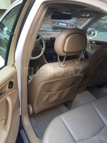 Mercedes C 240 2002, 200,000 km - 2.6 l - Bakı