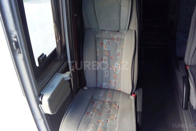 Mercedes Sprinter 313 2005, 300,000 km - 2.2 l - Şirvan
