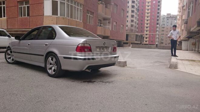 BMW 535 0, 200,000 km - 3.5 l - Bakı