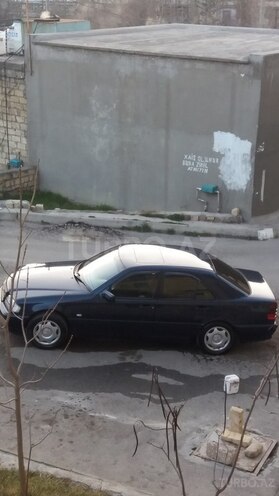 Mercedes C 180 1998, 256,985 km - 1.8 l - Bakı