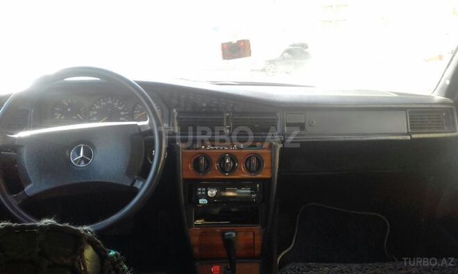 Mercedes 190 1991, 352,000 km - 2.0 l - Bakı