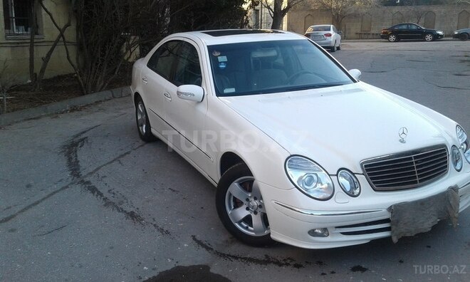 Mercedes E 320 2002, 242,000 km - 3.2 l - Bakı