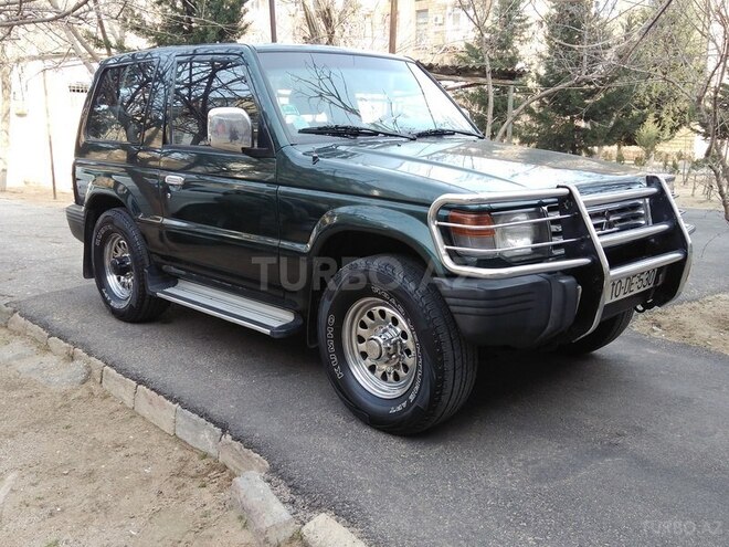 Mitsubishi Pajero 1995, 410,000 km - 2.5 л - Sumqayıt