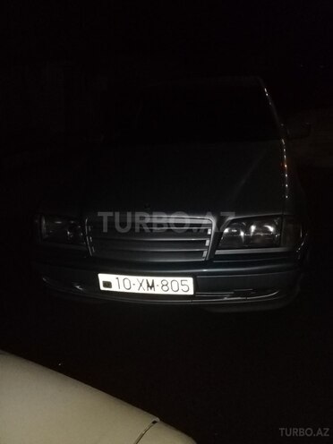 Mercedes C 220 1997, 329,000 km - 2.2 l - Lənkəran
