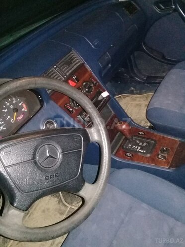 Mercedes C 220 1997, 329,000 km - 2.2 l - Lənkəran