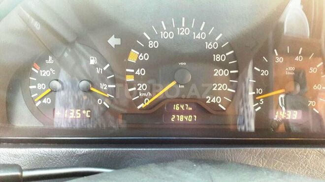 Mercedes C 200 1998, 279,000 km - 2.0 l - Bakı