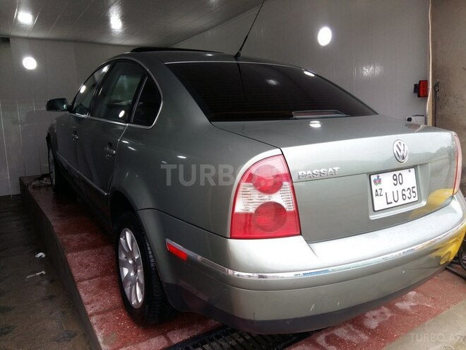 Volkswagen Passat 2002, 283,500 km - 1.8 l - Bakı