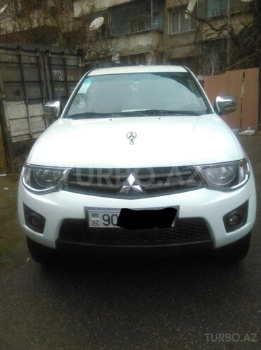 Mitsubishi L200 2014, 53,000 km - 2.5 l - Bakı