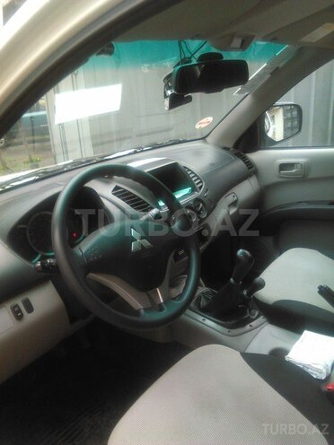 Mitsubishi L200 2014, 53,000 km - 2.5 l - Bakı