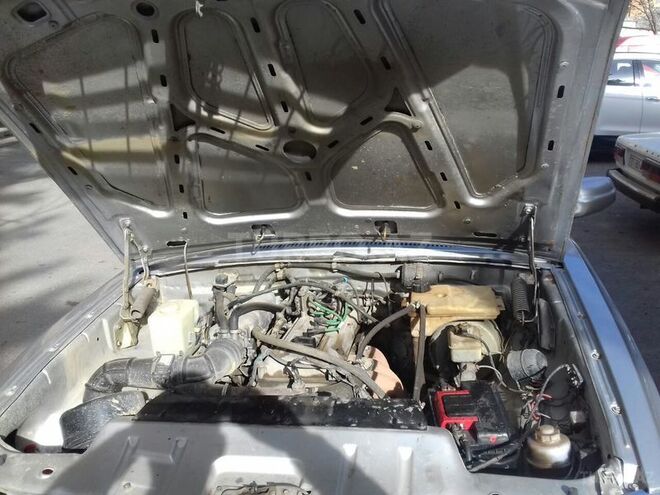 GAZ 31105 2005, 174,000 km - 2.3 л - Bakı