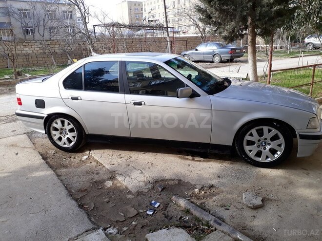 BMW 320 1994, 300,000 km - 2.0 л - Bakı