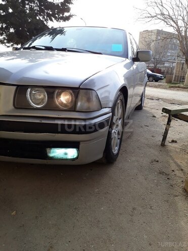 BMW 320 1994, 300,000 km - 2.0 л - Bakı
