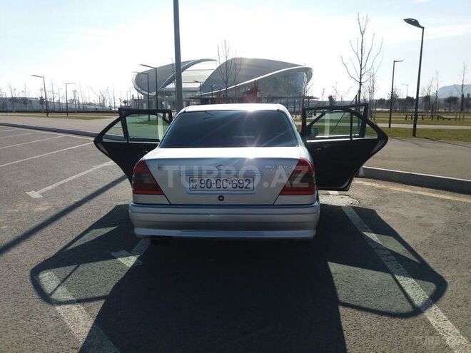 Mercedes C 280 1996, 235,000 km - 2.8 l - Bakı