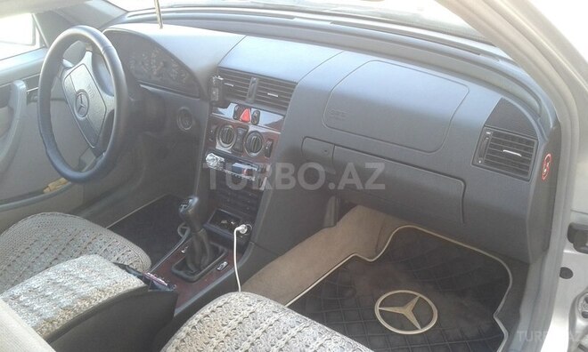 Mercedes C 180 1997, 231,012 km - 1.8 л - Gəncə