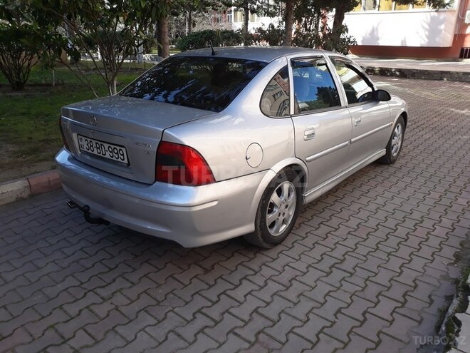 Opel Vectra 2001, 300,000 km - 1.8 l - Bakı