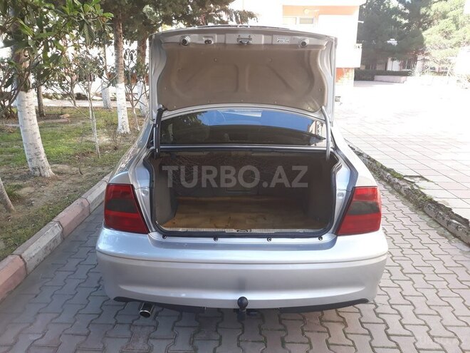 Opel Vectra 2001, 300,000 km - 1.8 l - Bakı