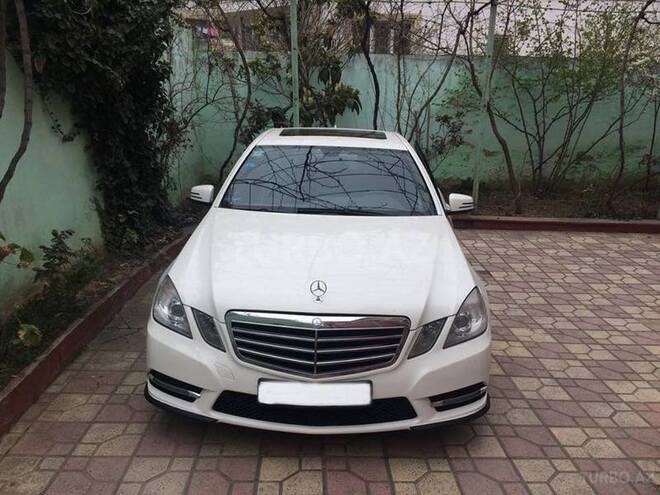 Mercedes E 350 2009, 180,000 km - 3.5 l - Bakı