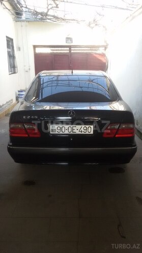 Mercedes E 240 2000, 165,000 km - 2.6 л - Bakı