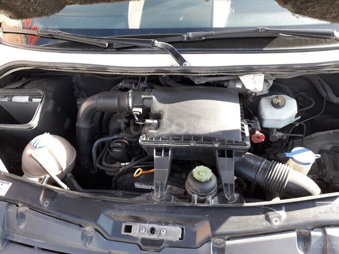 Volkswagen Crafter 2009, 370,000 km - 2.5 l - Gəncə