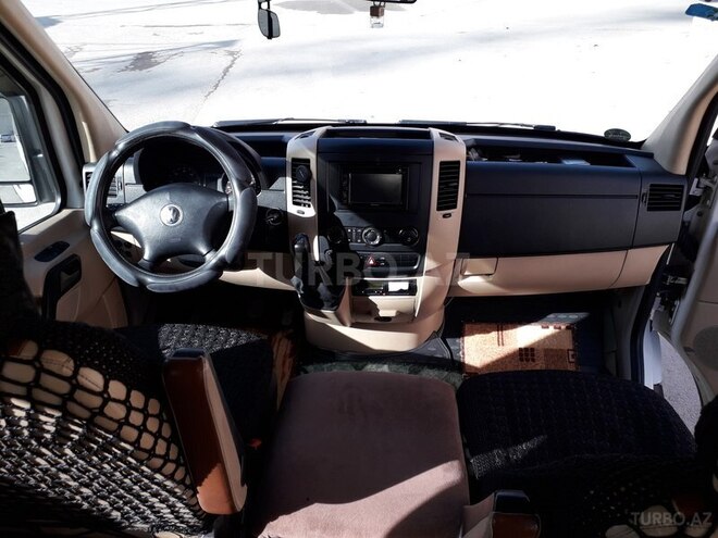 Volkswagen Crafter 2009, 370,000 km - 2.5 l - Gəncə
