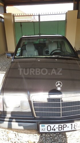 Mercedes E 200 1995, 4,490,860 km - 2.0 l - Ağcabədi