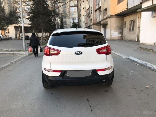 Kia Sportage 2011, 106,000 km - 2.0 l - Bakı