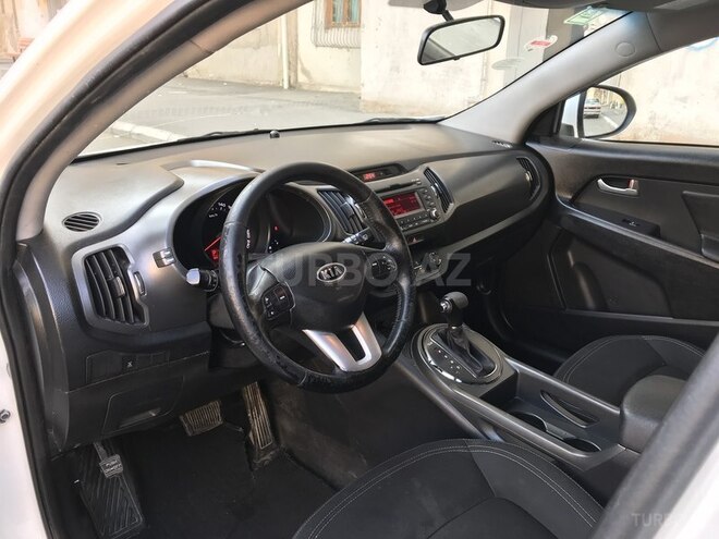 Kia Sportage 2011, 106,000 km - 2.0 l - Bakı