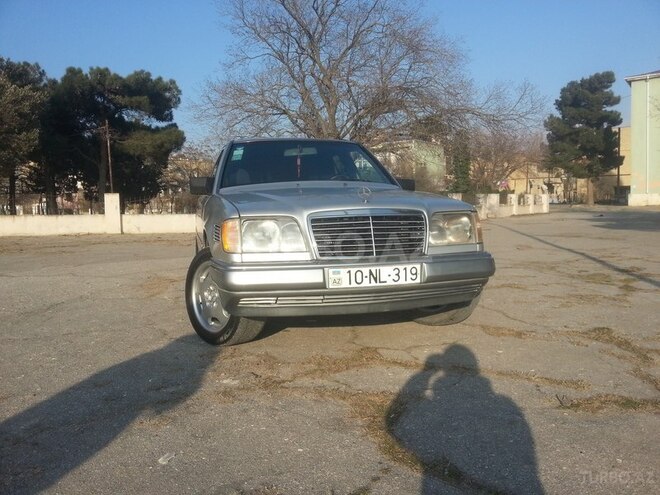 Mercedes E 300 1994, 570,000 km - 3.0 l - Bakı