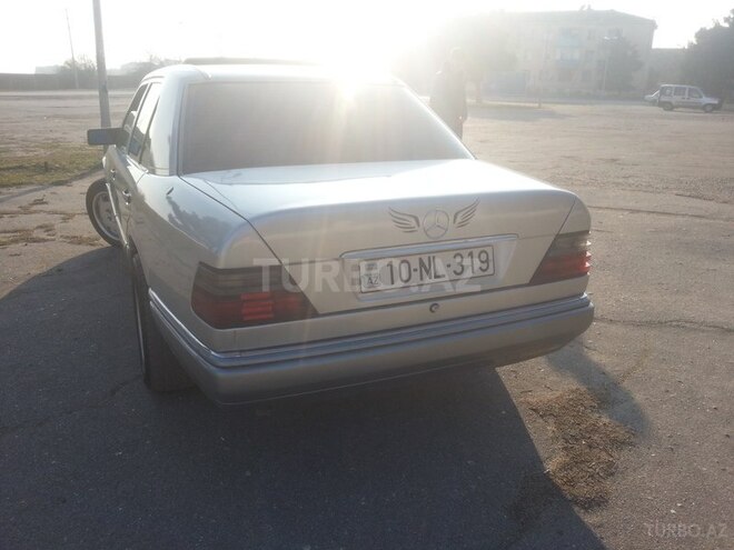 Mercedes E 300 1994, 570,000 km - 3.0 l - Bakı