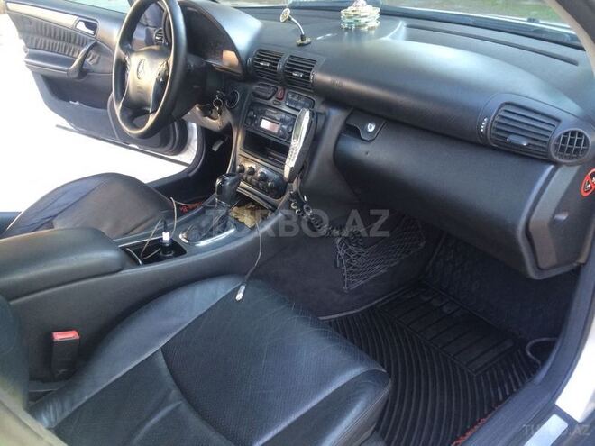 Mercedes C 220 2001, 400,000 km - 2.2 l - Bakı