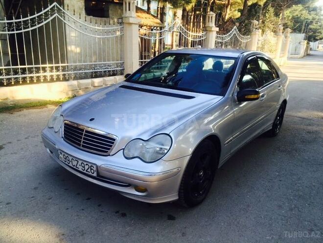 Mercedes C 220 2001, 400,000 km - 2.2 l - Bakı