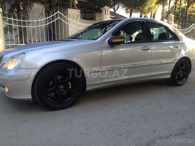 Mercedes C 220 2001, 400,000 km - 2.2 l - Bakı
