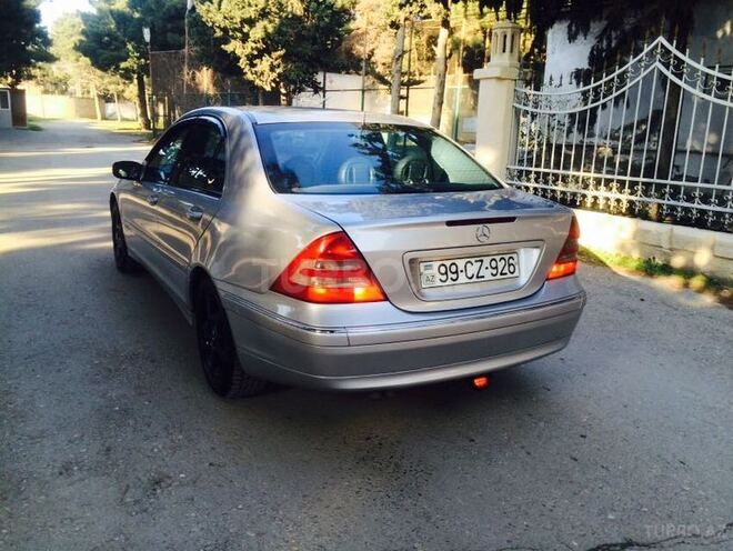 Mercedes C 220 2001, 400,000 km - 2.2 l - Bakı