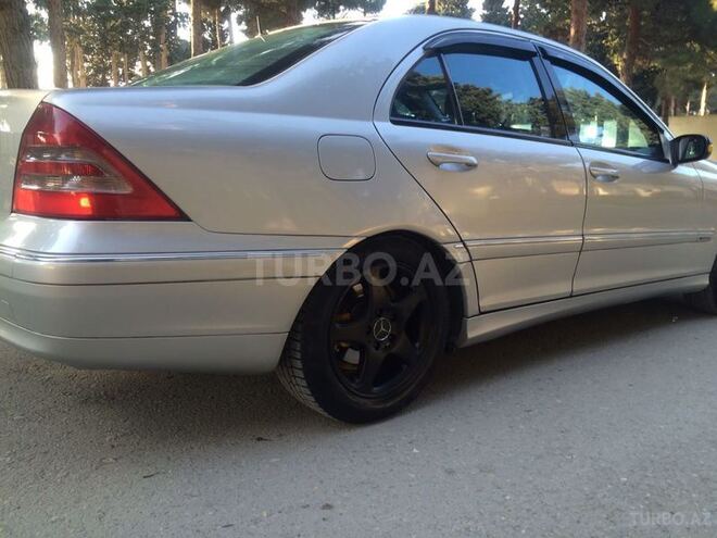 Mercedes C 220 2001, 400,000 km - 2.2 l - Bakı