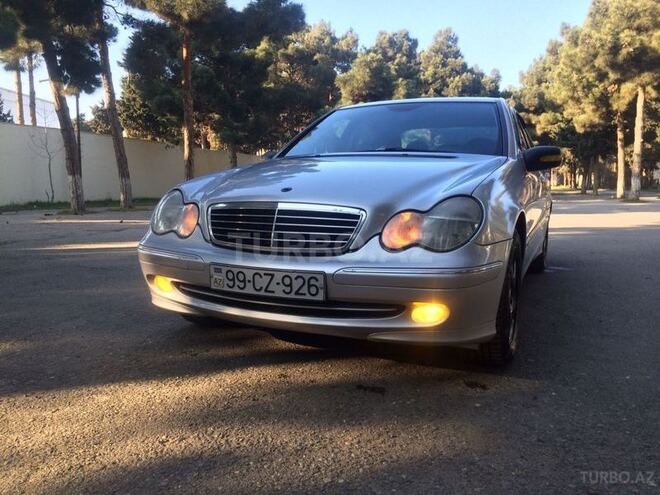 Mercedes C 220 2001, 400,000 km - 2.2 l - Bakı