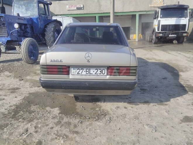 Mercedes 190 1990, 178,000 km - 2.0 л - Xaçmaz